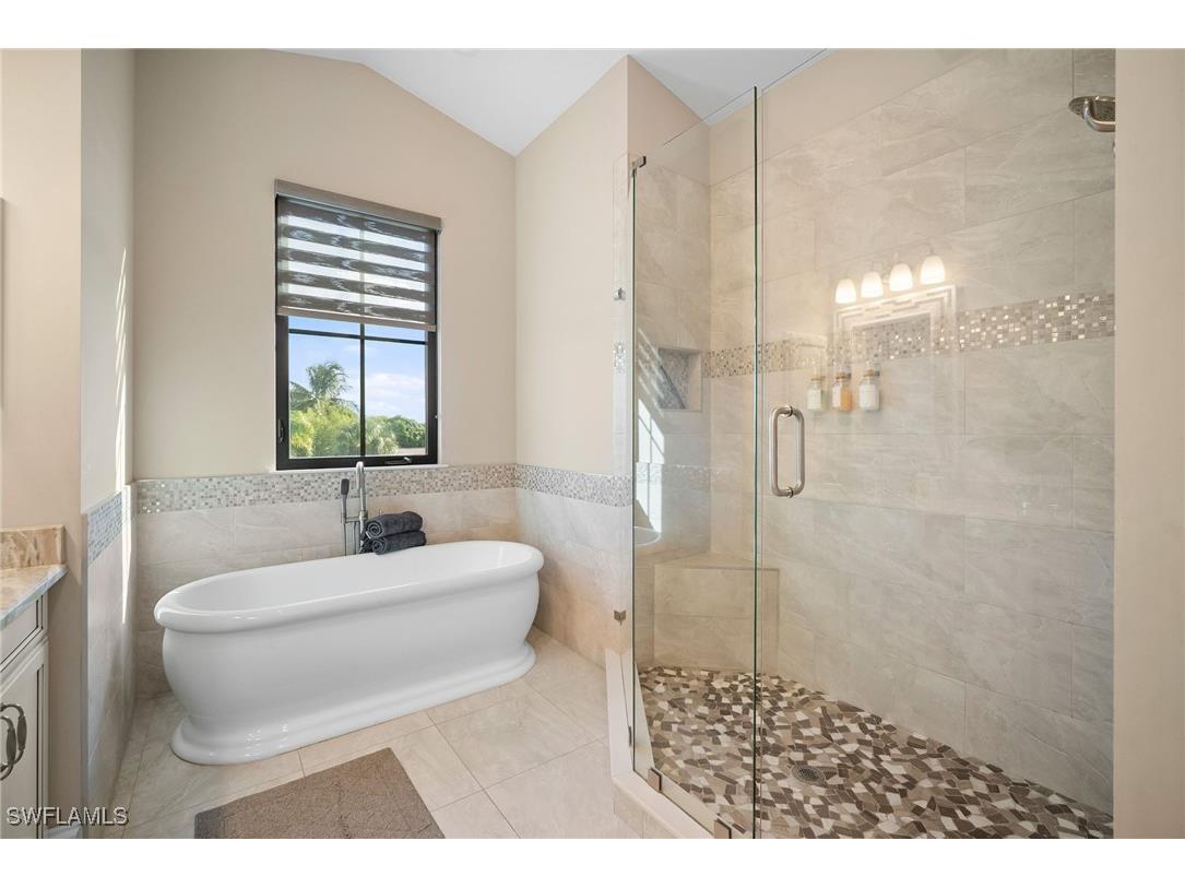 699 98th Avenue N Naples FL 34108 225075691 image21