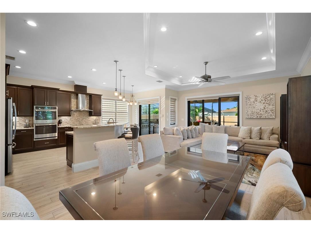 699 98th Avenue N Naples FL 34108 225075691 image4