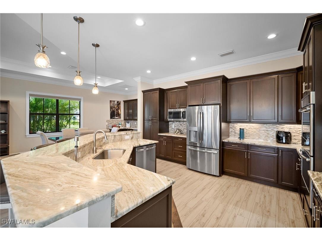 699 98th Avenue N Naples FL 34108 225075691 image8