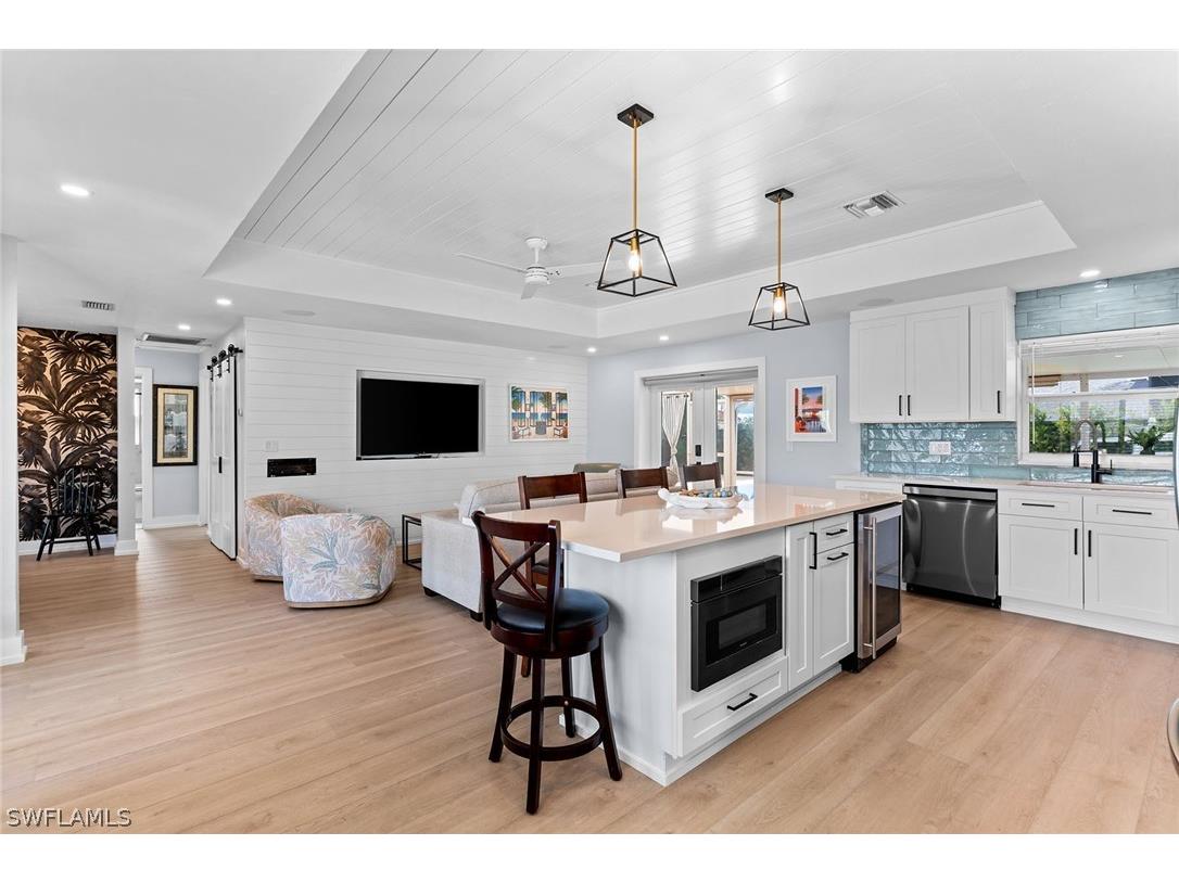 699 99th Avenue N Naples FL 34108 226010951 image11