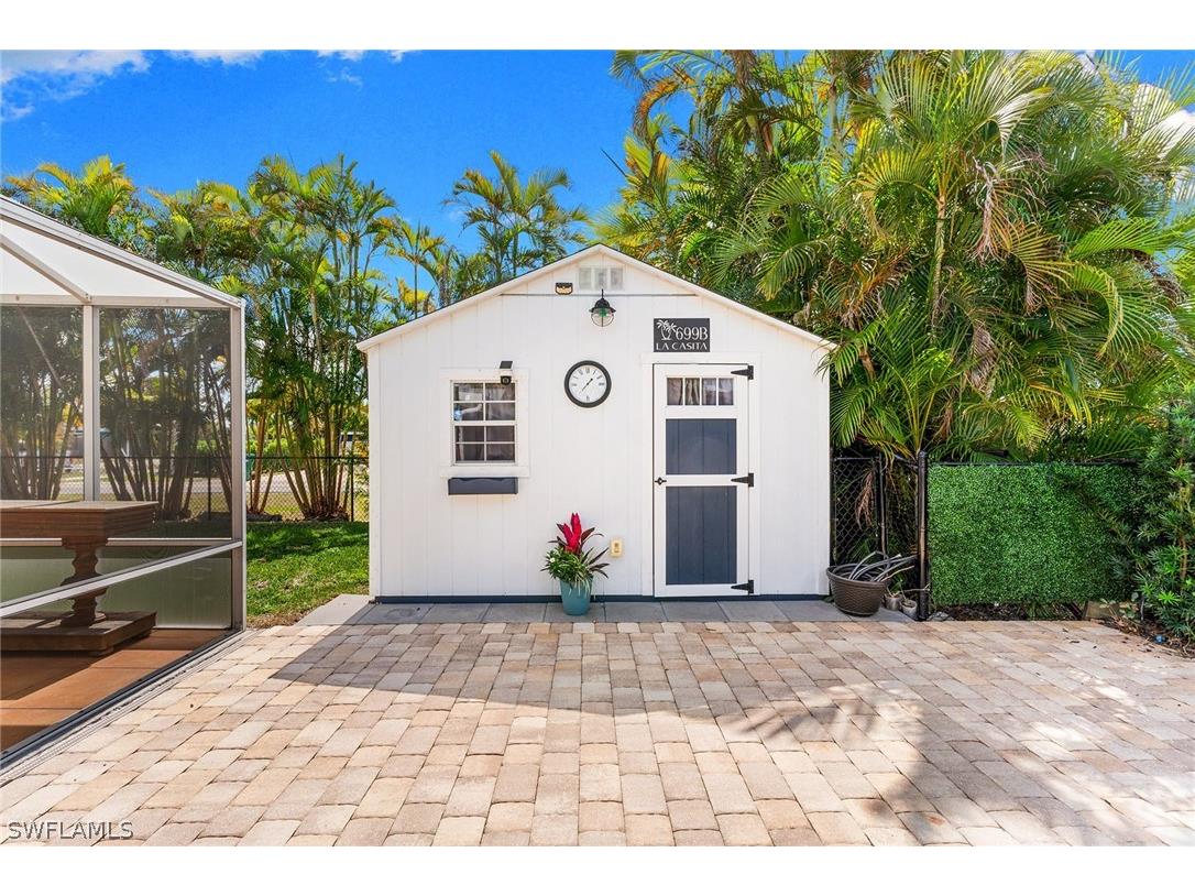 699 99th Avenue N Naples FL 34108 226010951 image31
