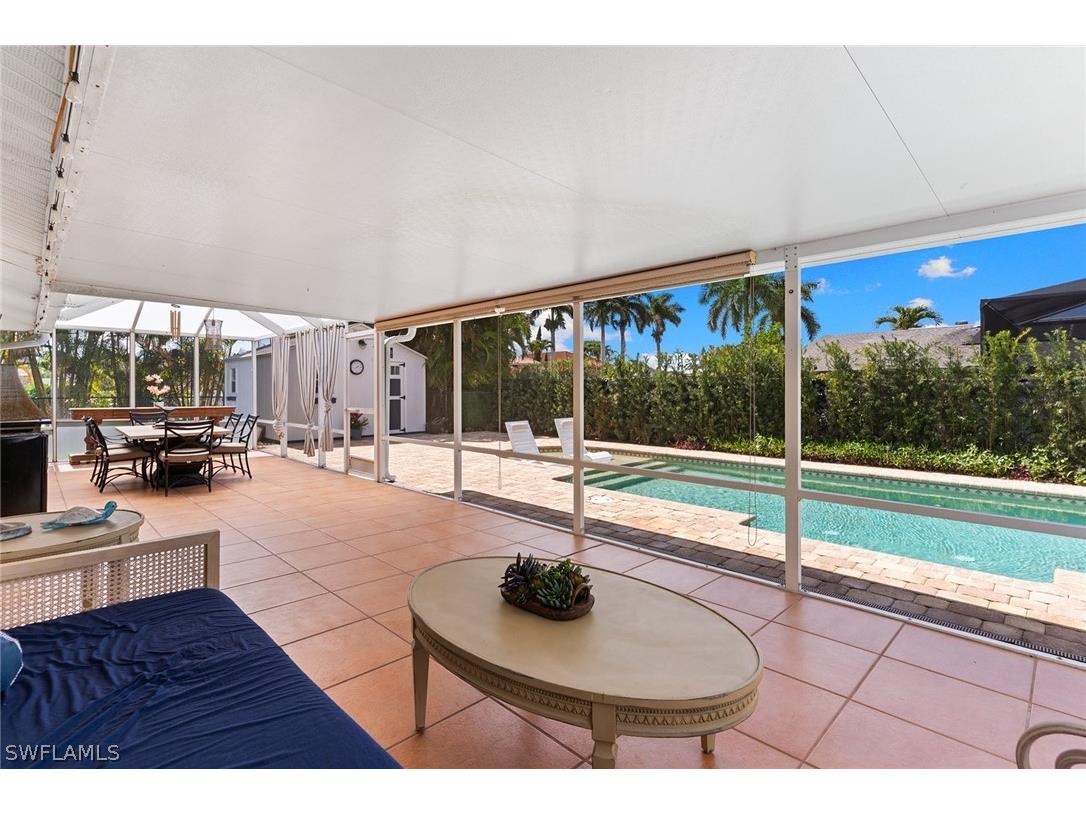 699 99th Avenue N Naples FL 34108 226010951 image36