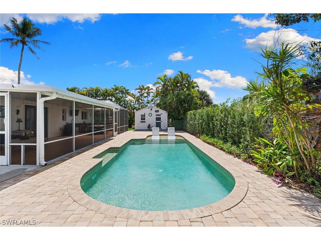 699 99th Avenue N Naples FL 34108 226010951 image38