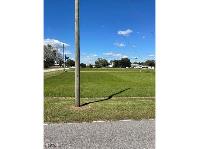 699 Avenue R SW Moore Haven FL 33471 2025017994 image2