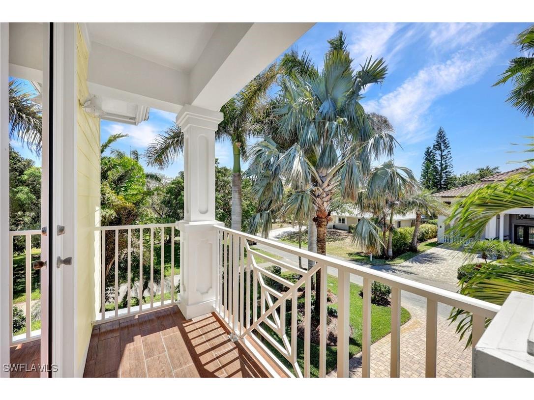 699 Fairway Terrace Naples FL 34103 225076782 image27