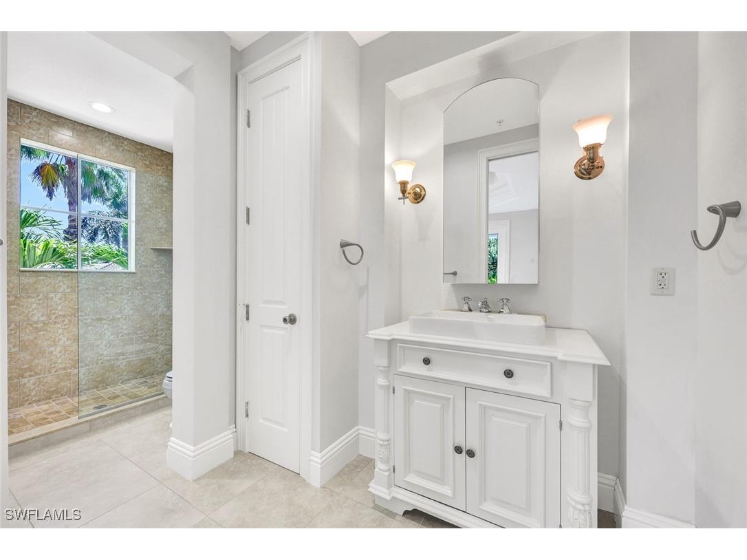 699 Fairway Terrace Naples FL 34103 225076782 image29