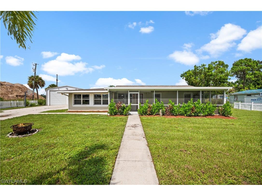 6990 School Lane Fort Myers FL 33905 223046412 image1