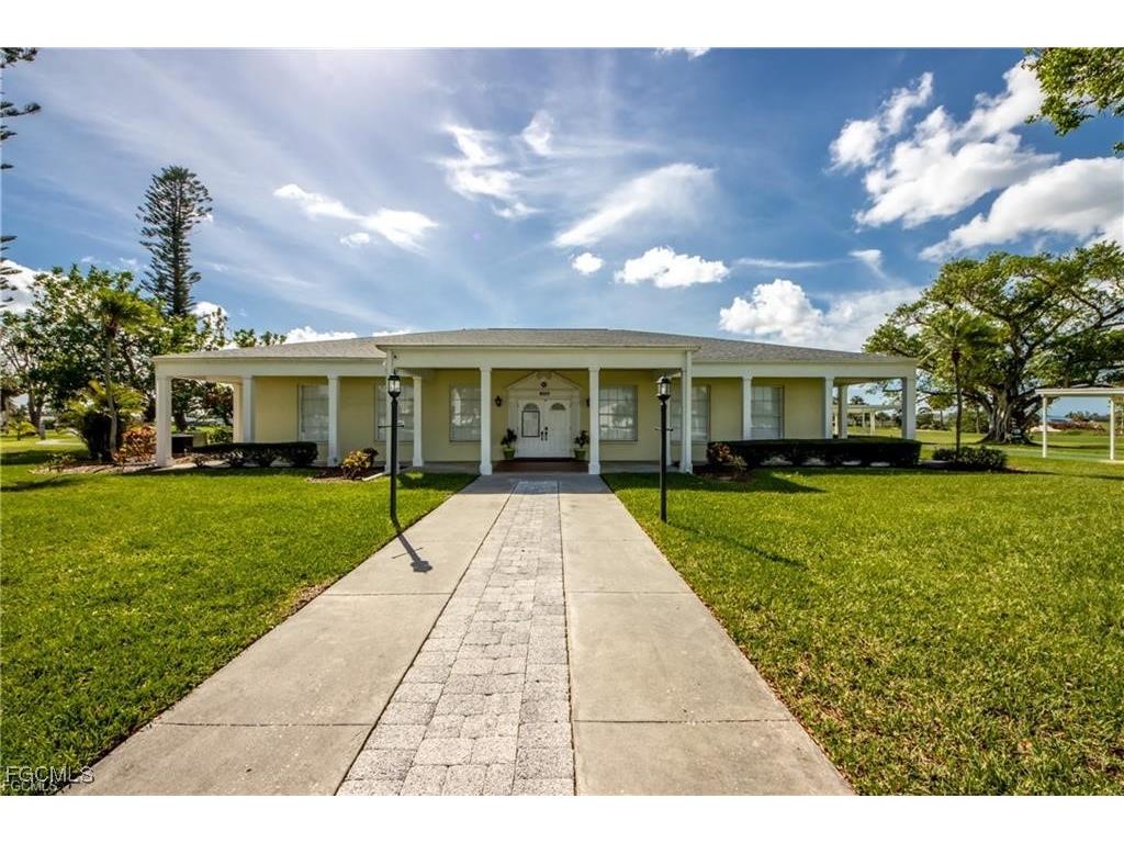 6992 Edgewater Circle Fort Myers FL 33919 2025024408 image22