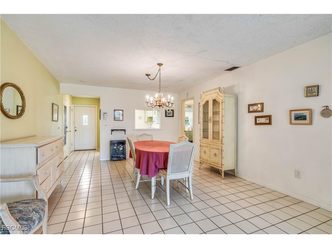 6992 Edgewater Circle Fort Myers FL 33919 2025024408 image6