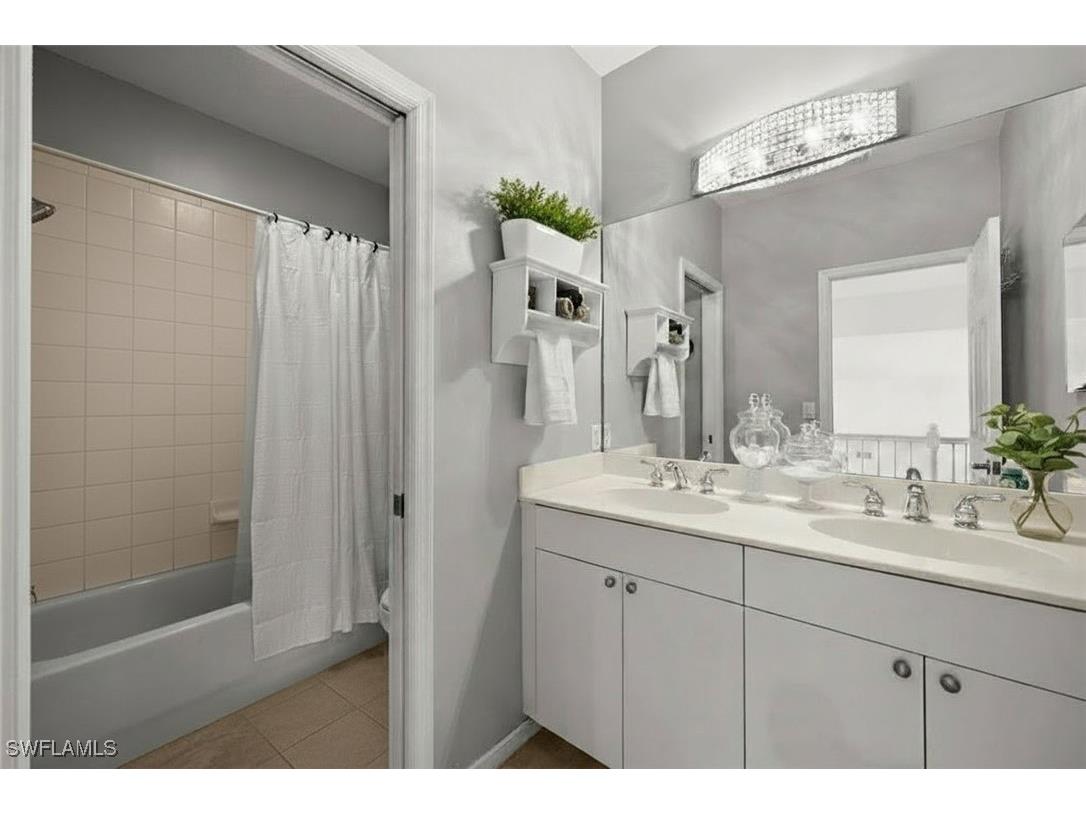 6996 Burnt Sienna Circle Naples FL 34109 226002195 image41