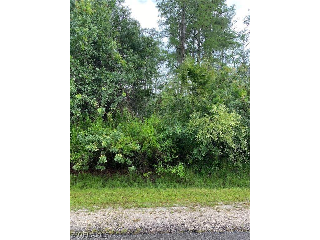 6th ST NW Naples FL 34120 224023492 image1