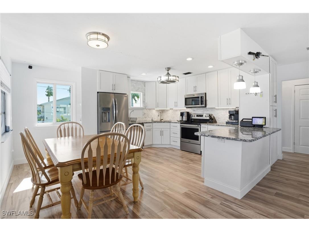 7 Avenida Carita Fort Myers Beach FL 33931 225084586 image17