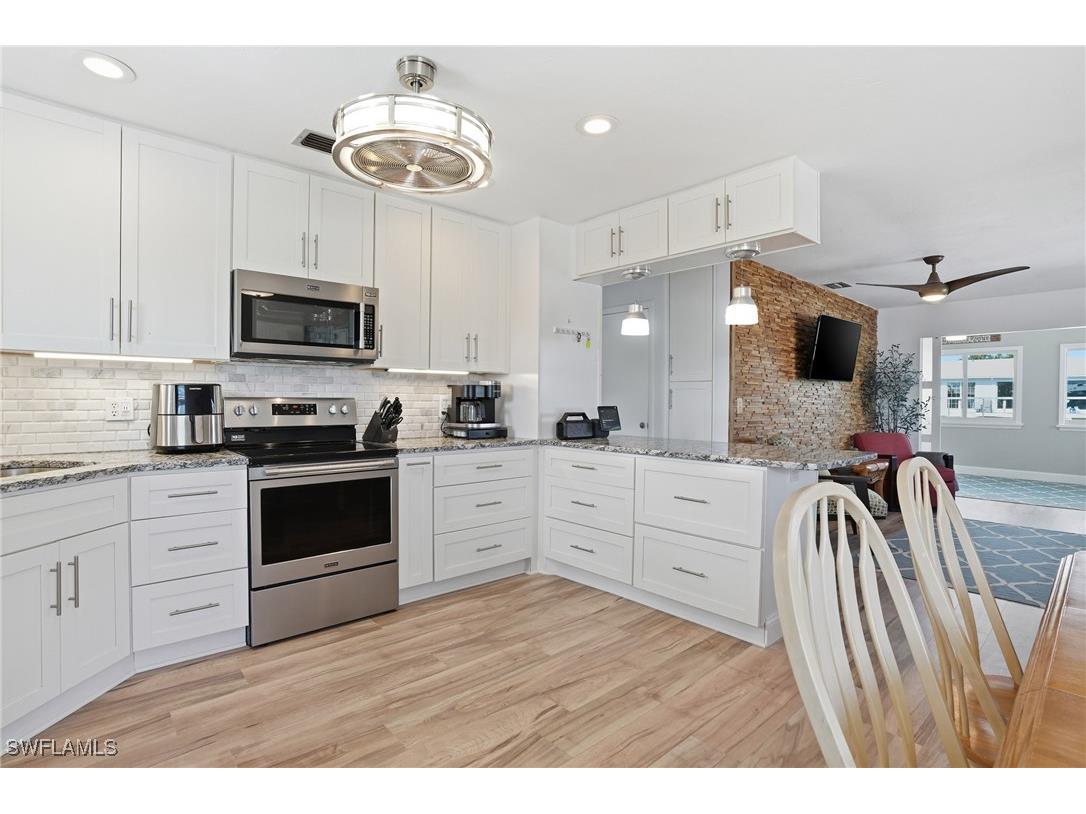 7 Avenida Carita Fort Myers Beach FL 33931 225084586 image19