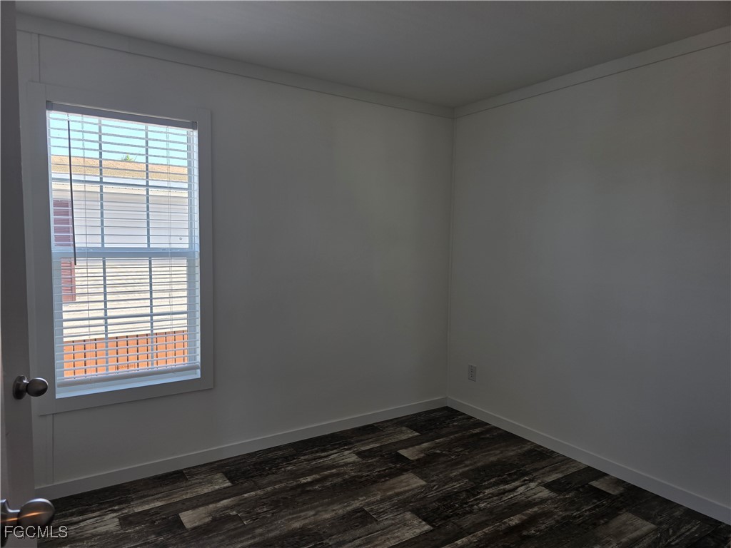 7 Birch Boulevard Fort Myers FL 33908 2025026418 image7