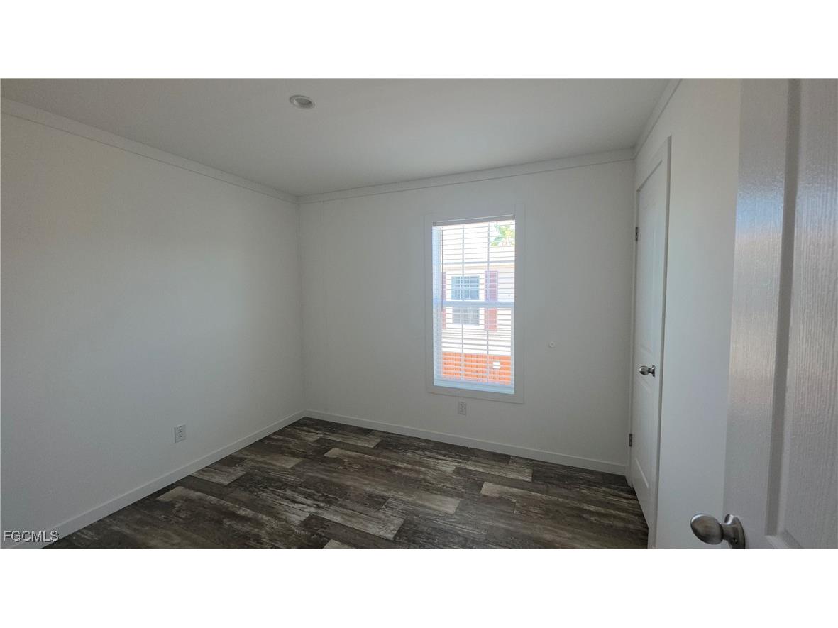 7 Birch Boulevard Fort Myers FL 33908 2025026418 image8