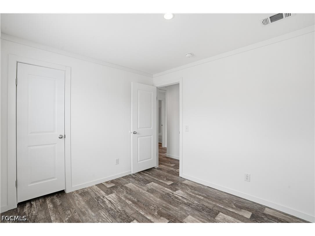 7 Birch Boulevard Fort Myers FL 33908 2026023447 image10