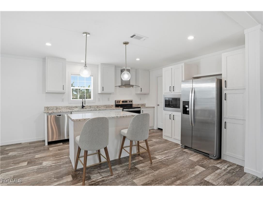 7 Birch Boulevard Fort Myers FL 33908 224060427 image5