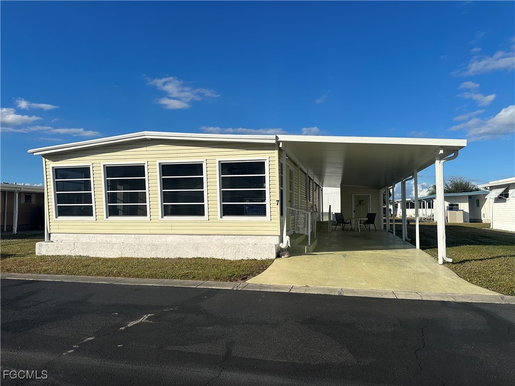 7 Elder Street Alva FL 33920 2025022649 image1