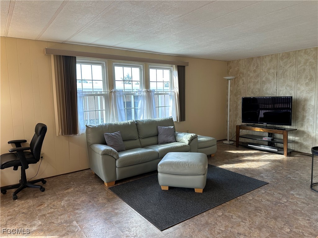 7 Elder Street Alva FL 33920 2025022649 image13