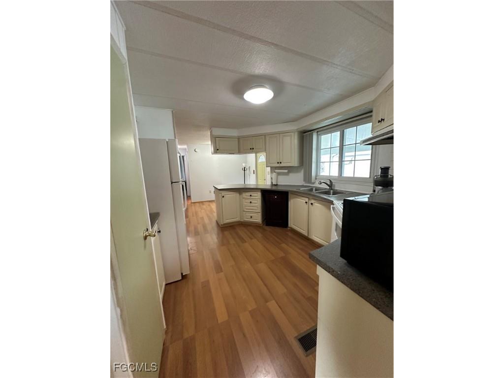 7 Elder Street Alva FL 33920 2025022649 image25