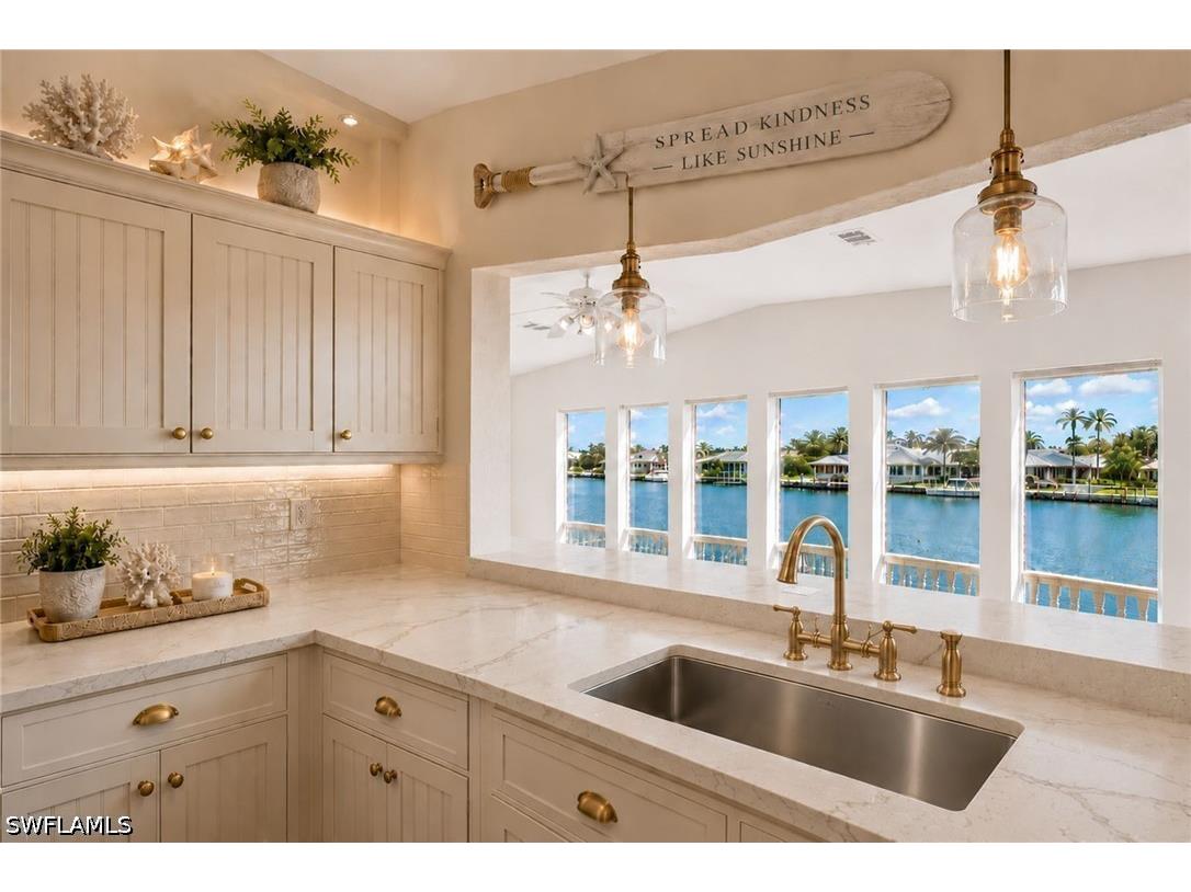 7 Galleon Way Fort Myers Beach FL 33931 226020933 image8