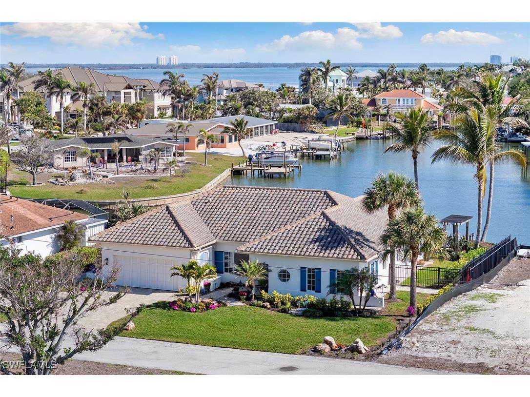 7 Glenview Manor Drive Fort Myers Beach FL 33931 225076389 image1