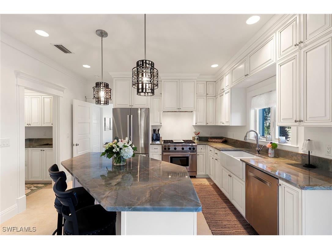 7 Glenview Manor Drive Fort Myers Beach FL 33931 225076389 image16