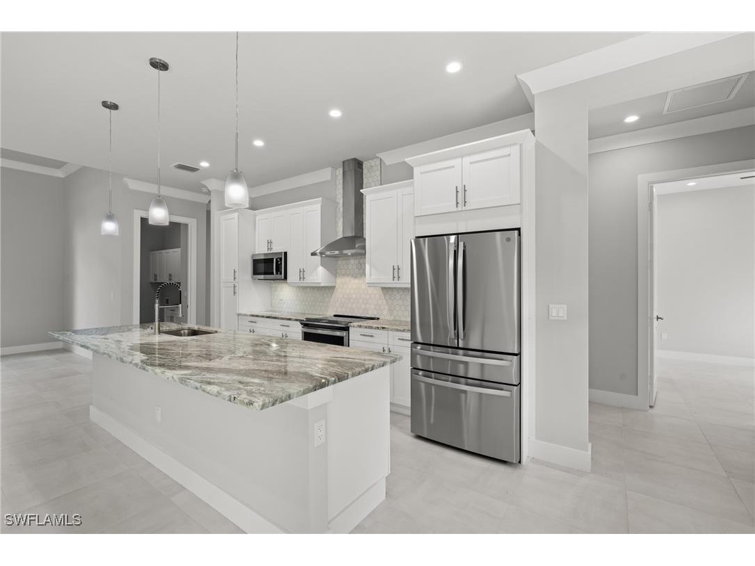 70 33rd Avenue NW Naples FL 34120 225075912 image13