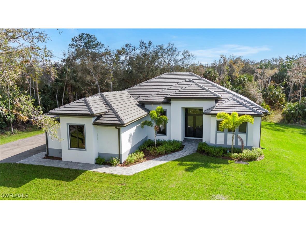 70 33rd Avenue NW Naples FL 34120 225075912 image2