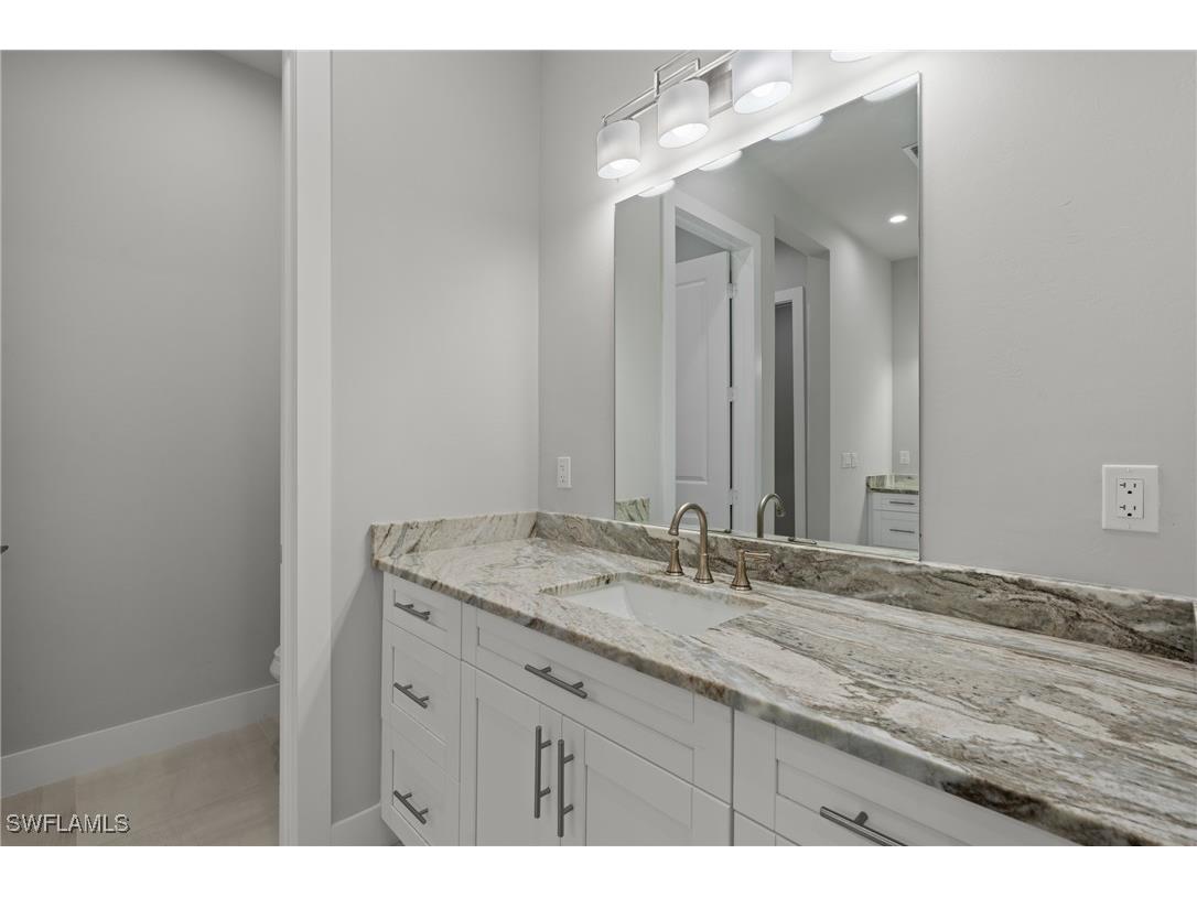 70 33rd Avenue NW Naples FL 34120 225075912 image23