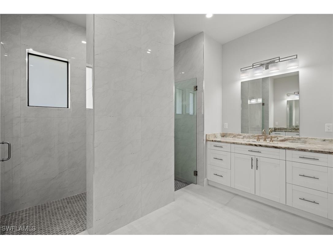 70 33rd Avenue NW Naples FL 34120 225075912 image24