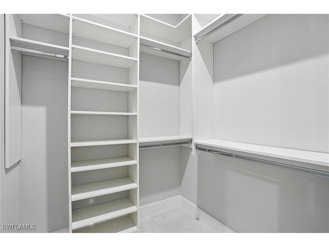 70 33rd Avenue NW Naples FL 34120 225075912 image25