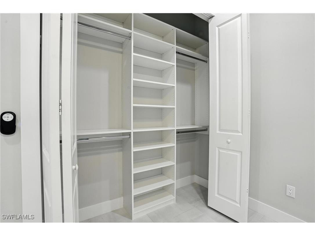 70 33rd Avenue NW Naples FL 34120 225075912 image27