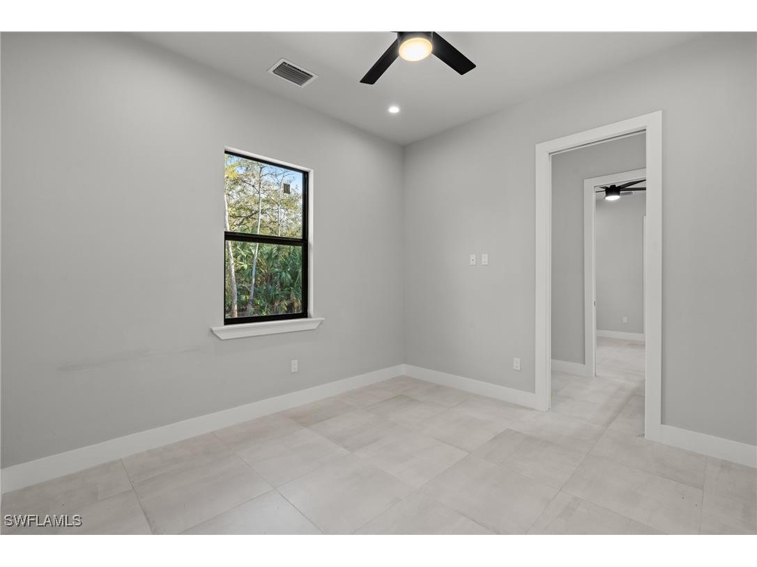 70 33rd Avenue NW Naples FL 34120 225075912 image28