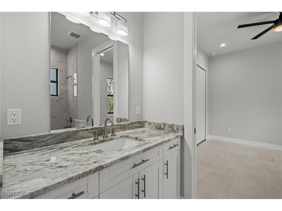 70 33rd Avenue NW Naples FL 34120 225075912 image32