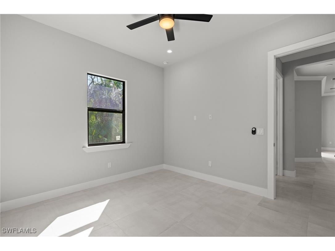 70 33rd Avenue NW Naples FL 34120 225075912 image41