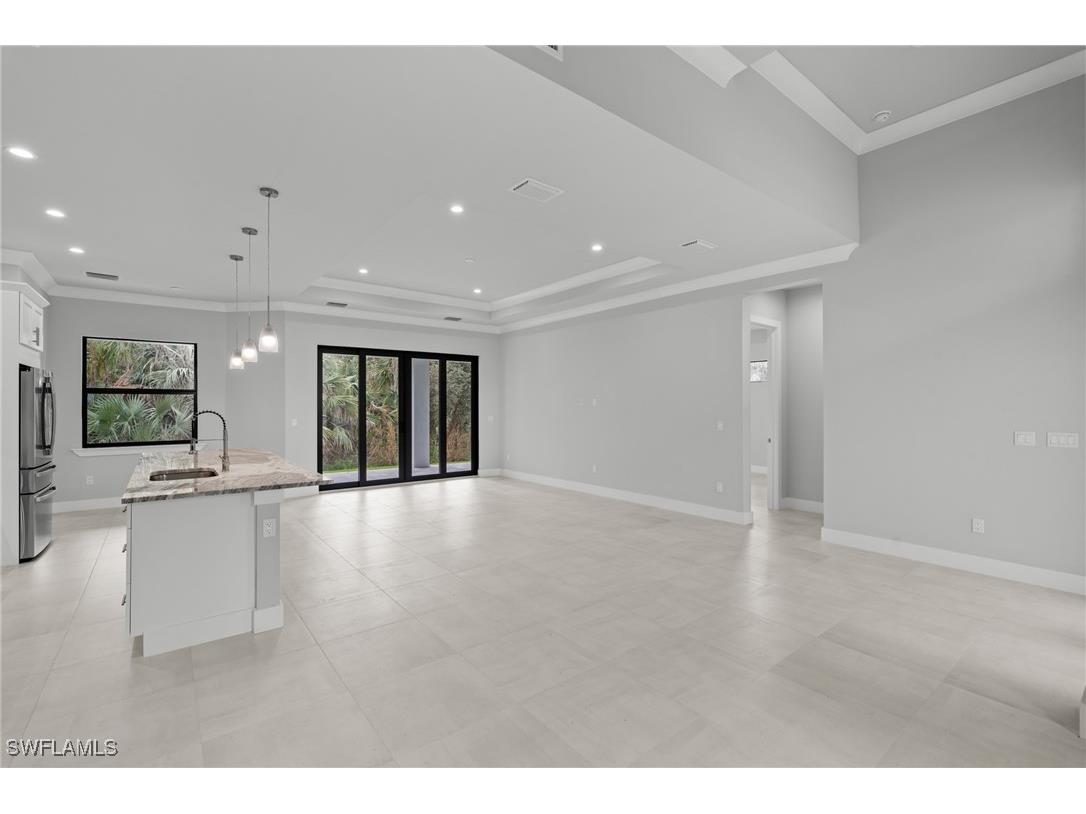 70 33rd Avenue NW Naples FL 34120 225075912 image8