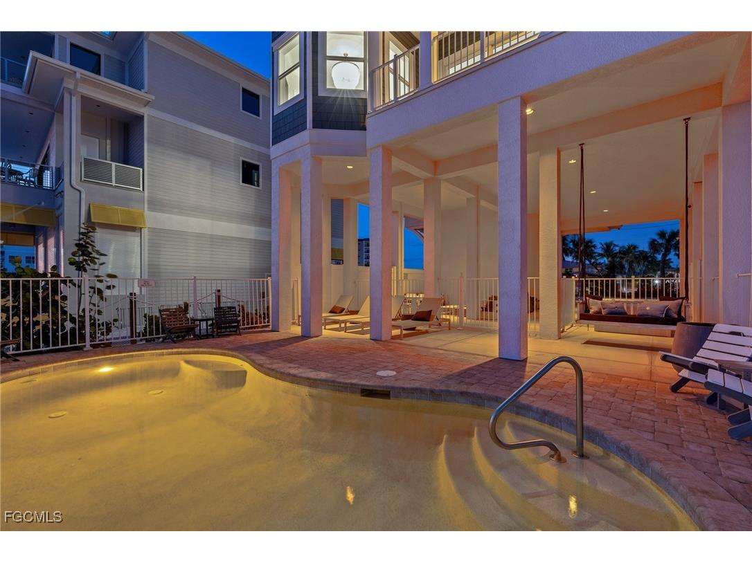 70 Avenue E Fort Myers Beach FL 33931 2025018922 image3