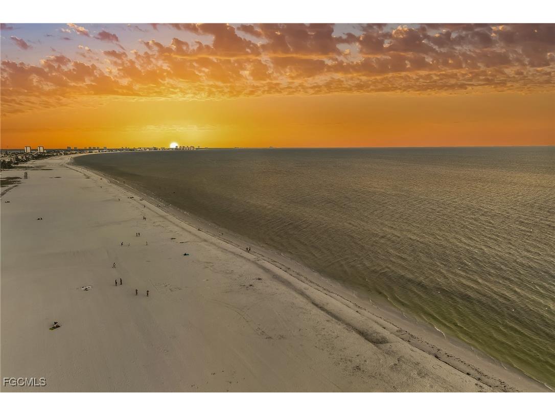 70 Avenue E Fort Myers Beach FL 33931 2025018922 image37