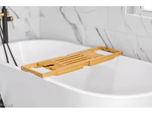 70 Emily Lane Fort Myers Beach FL 33931 2025010642 image27