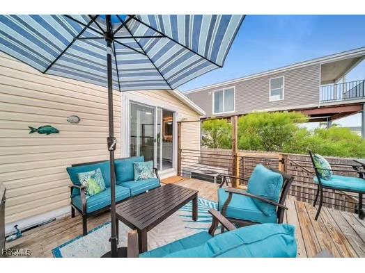 70 Emily Lane Fort Myers Beach FL 33931 2025010642 image37