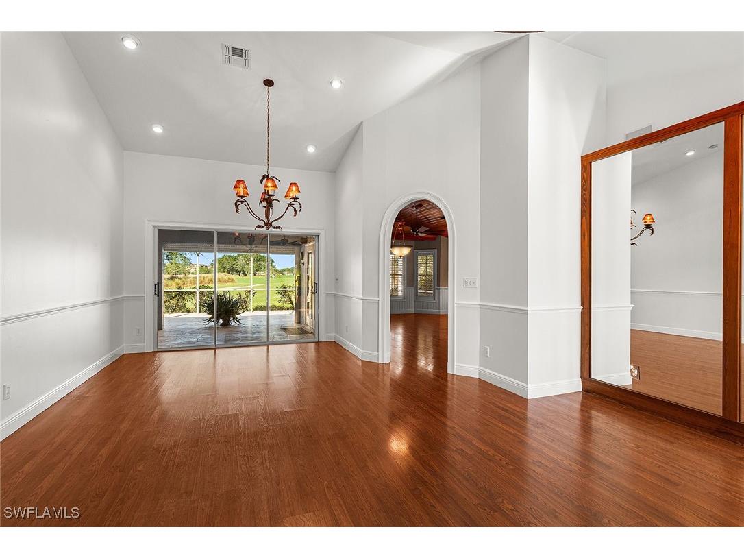 70 Fountain Circle Naples FL 34119 225077525 image3