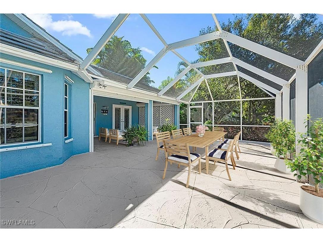 70 Fountain Circle Naples FL 34119 225077525 image30