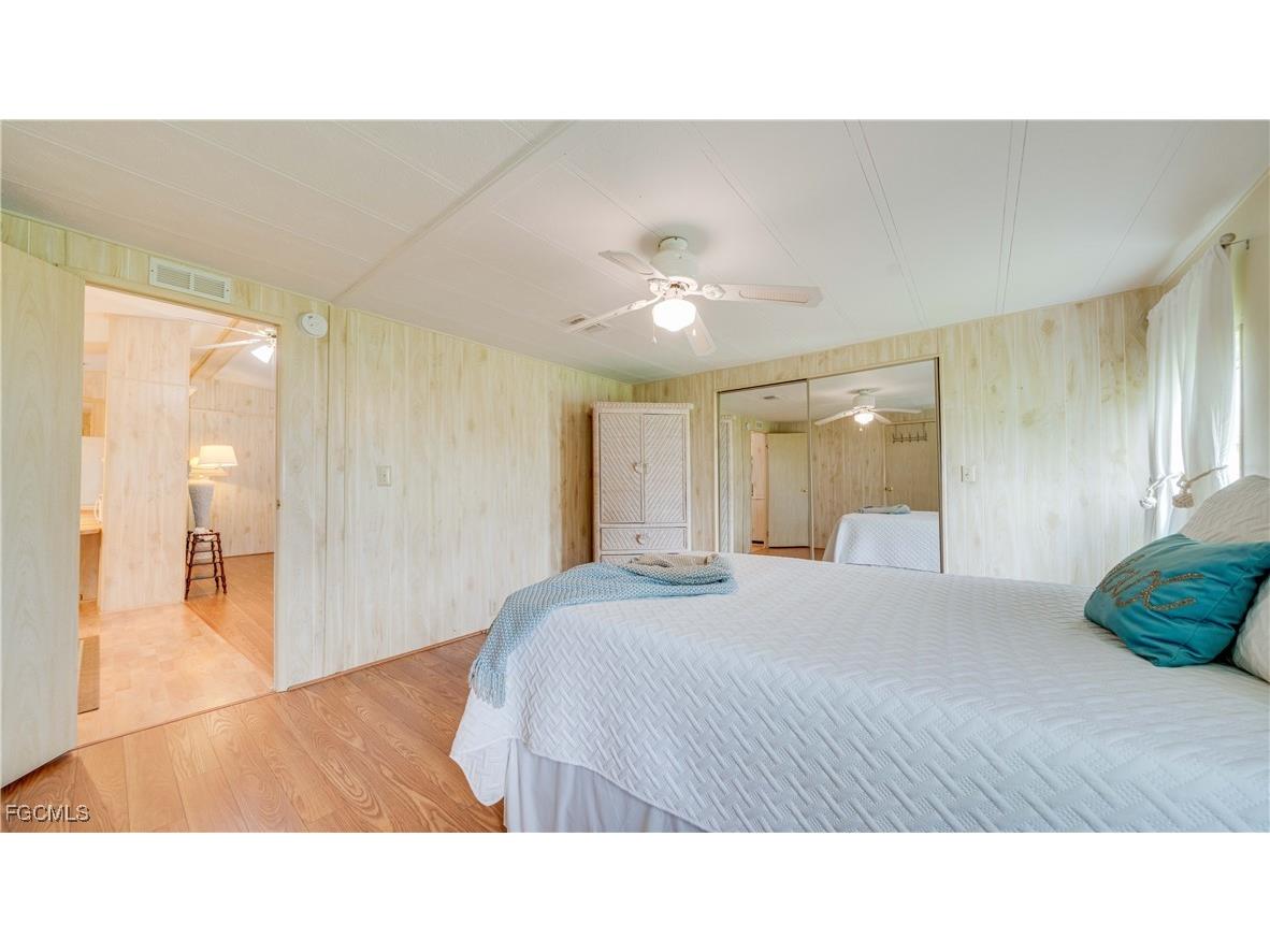 70 Sunrise Avenue North Fort Myers FL 33903 2025007439 image14