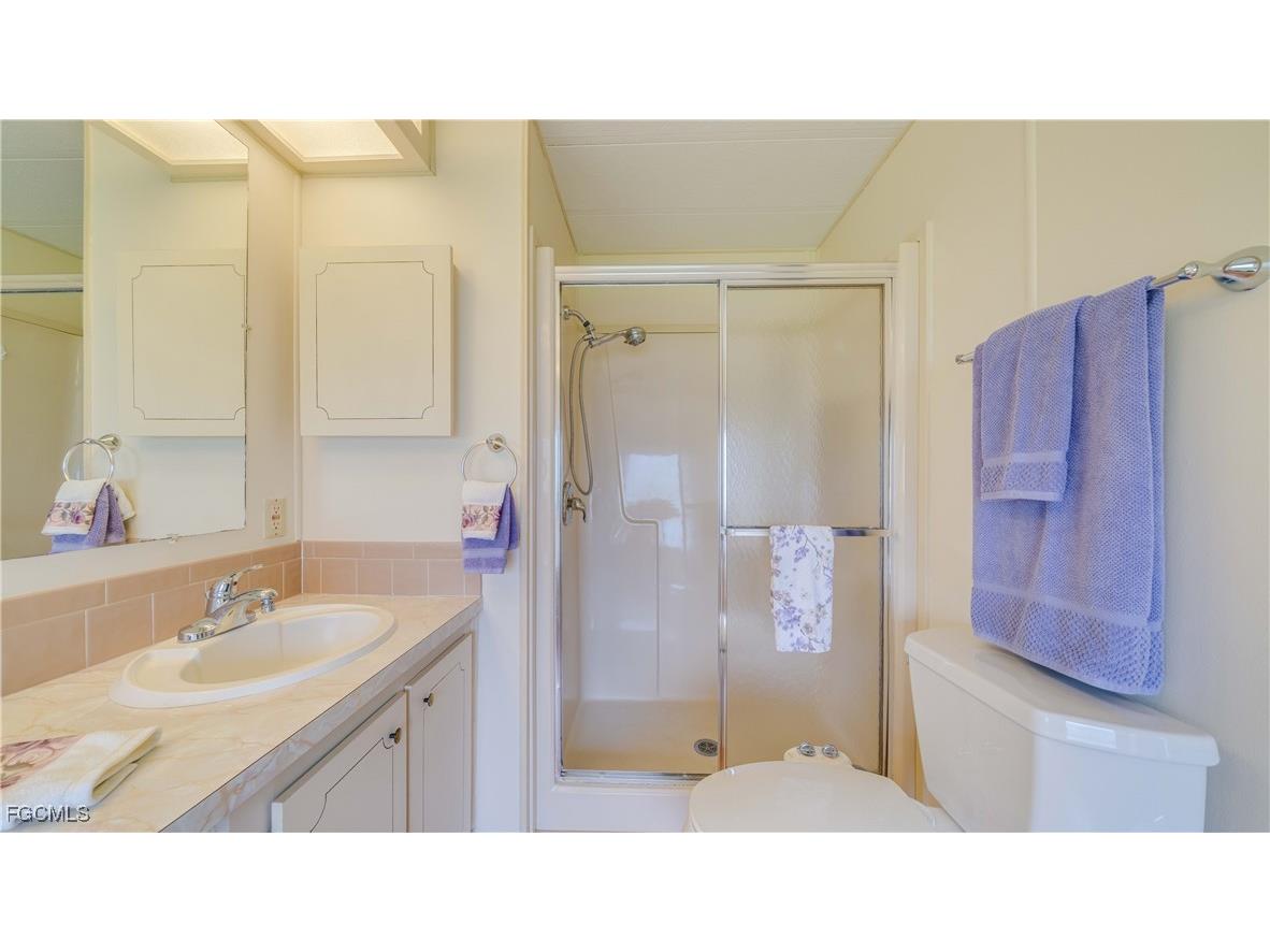 70 Sunrise Avenue North Fort Myers FL 33903 2025007439 image17