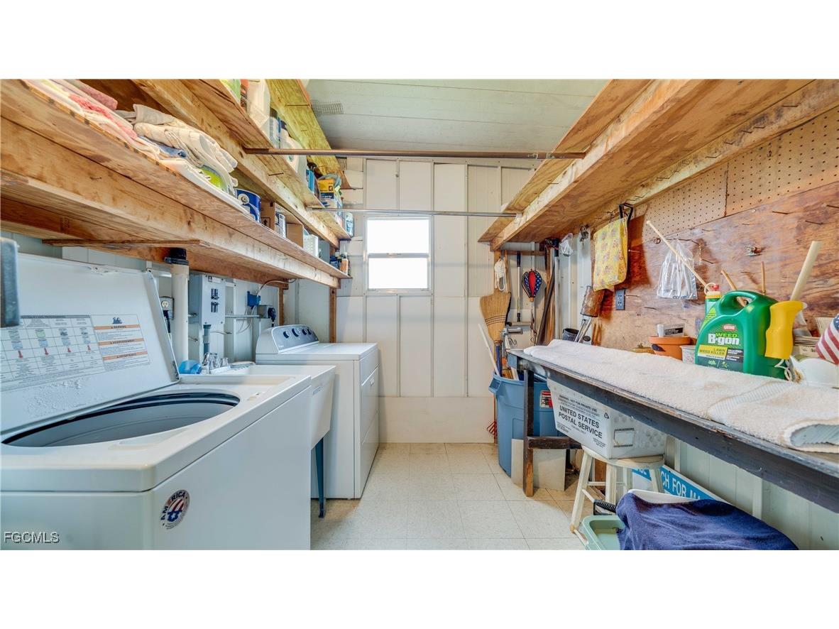 70 Sunrise Avenue North Fort Myers FL 33903 2025007439 image28