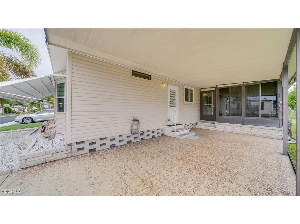 70 Sunrise Avenue North Fort Myers FL 33903 2025007439 image31