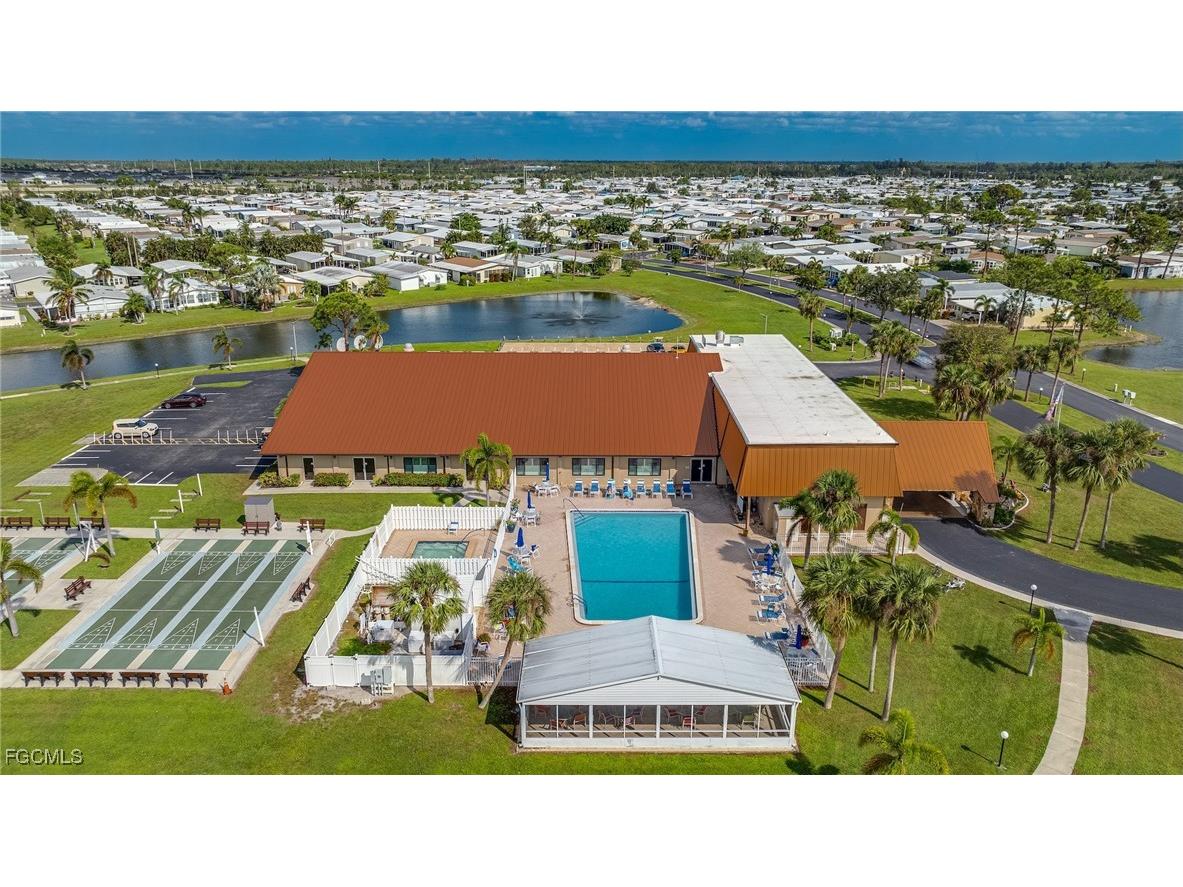 70 Sunrise Avenue North Fort Myers FL 33903 2025007439 image45