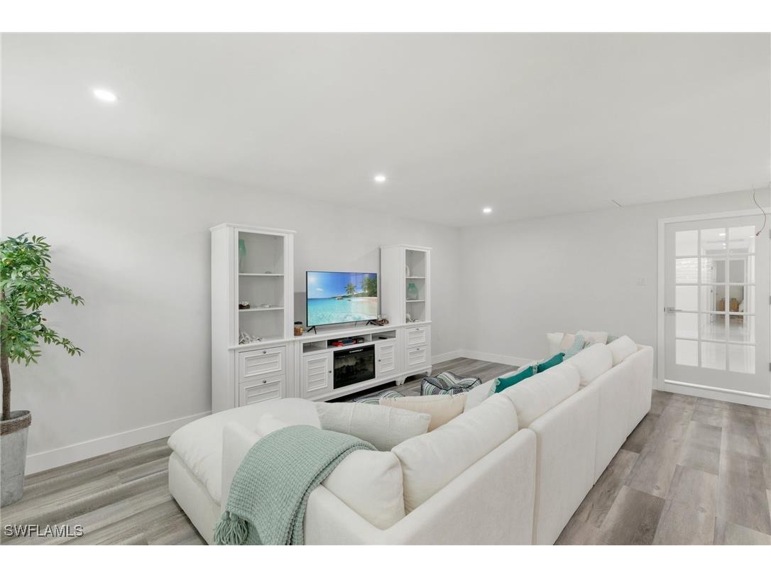 700 100th Avenue N Naples FL 34108 225052180 image14