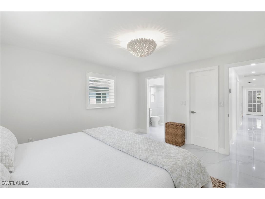 700 100th Avenue N Naples FL 34108 225052180 image16